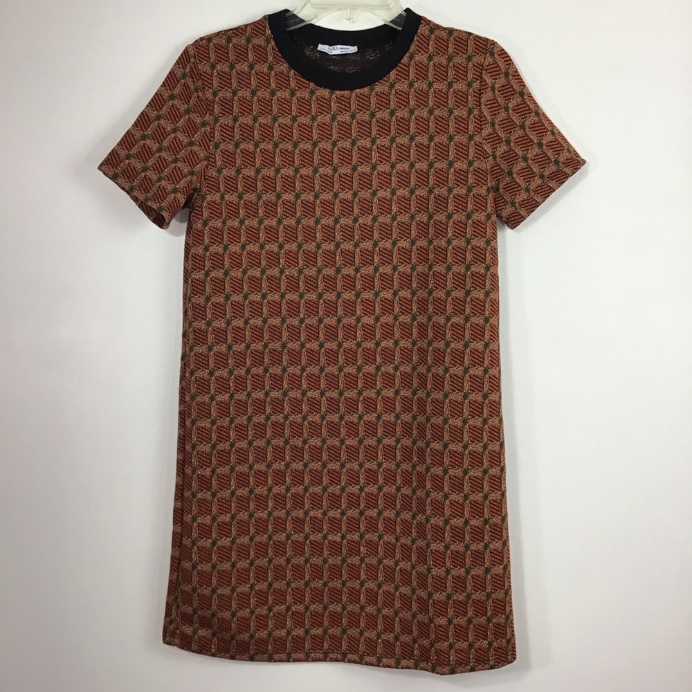 Zara TRAFALUC Medium Short Sleeve Dress